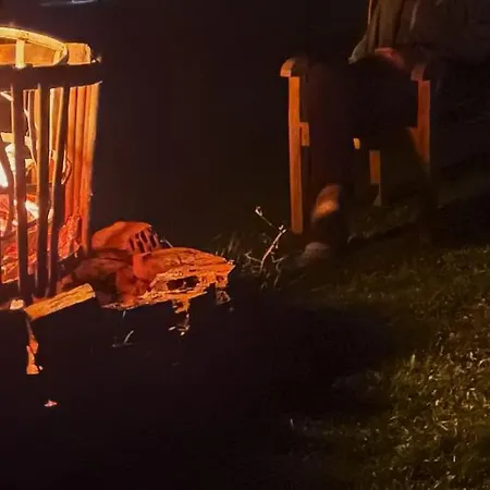 Quellhuette Dachbodn Apartament