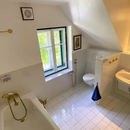 Quellhuette Dachbodn *