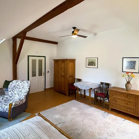 Quellhuette Dachbodn * Weichselboden