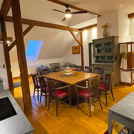 Quellhuette Dachbodn * Weichselboden